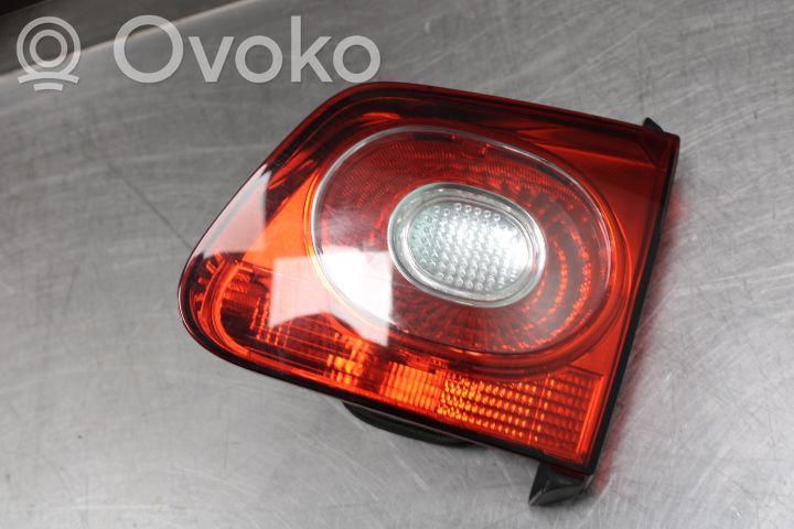 Volkswagen Tiguan Luci posteriori del portellone del bagagliaio