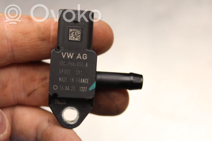 Tyhjiöputki   05L906051A