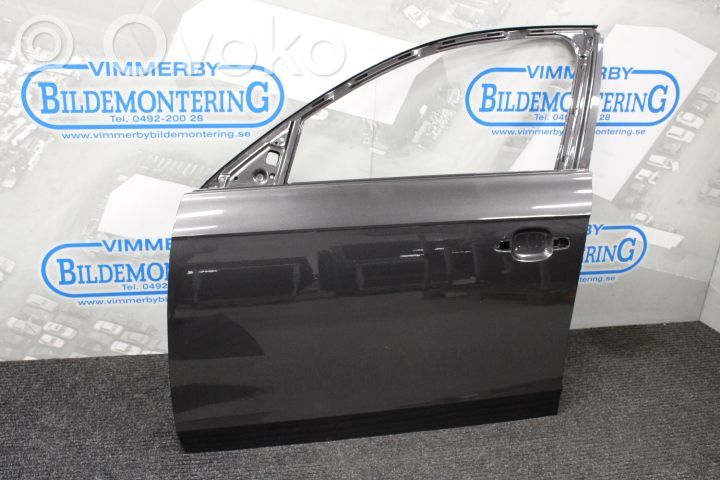 Puerta delantera   8K0831051J