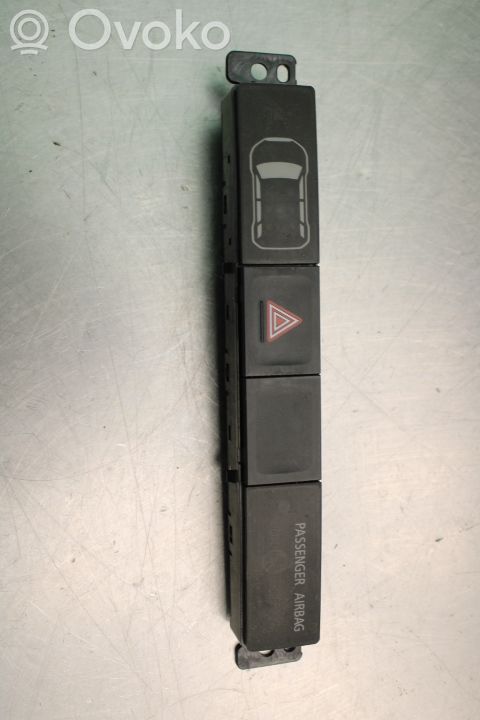 Comutator lumini pericol   8002C293,5516400526,C68381