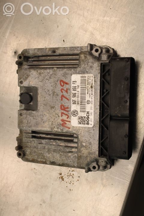 Unité de commande / module d'injection   0261S02261,06F906056FB