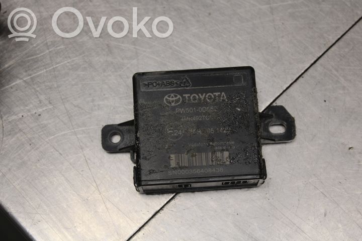 Toyota Yaris Unidad de control/módulo PDC de aparcamiento 