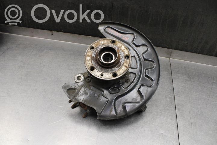 Skoda Superb B8 (3V) Fusée d'essieu de moyeu de la roue avant