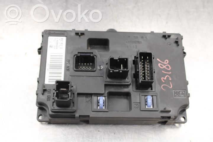 Módulo de fusible   S180085003E