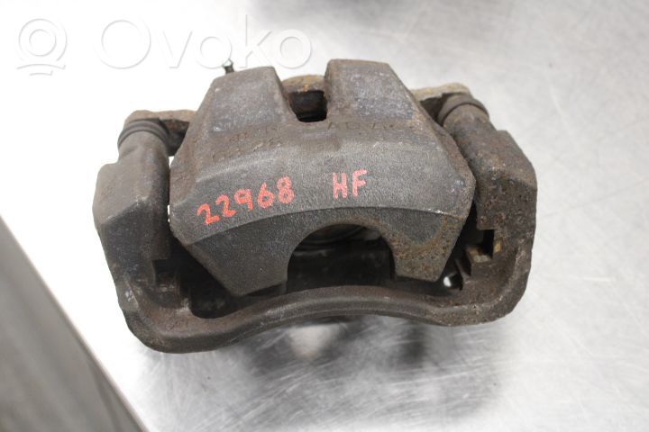 Toyota RAV 4 (XA40) Pinza del freno anteriore 