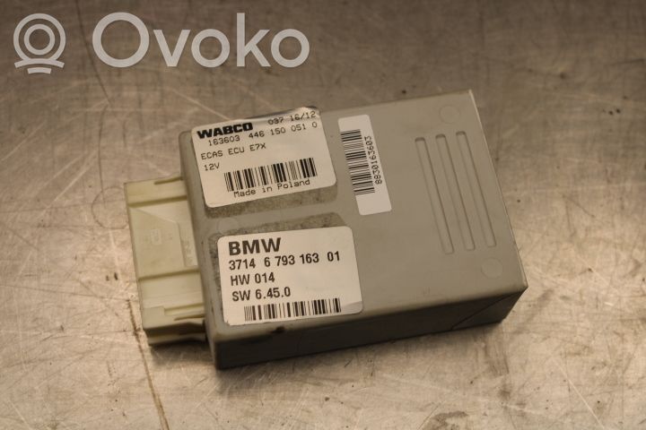 Module de commande suspension   37146793163,3714679316301
