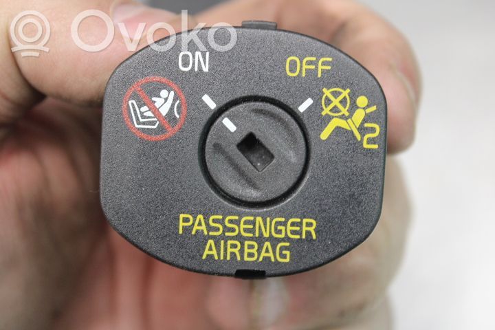 Volvo V60 Interruttore airbag passeggero on/off 