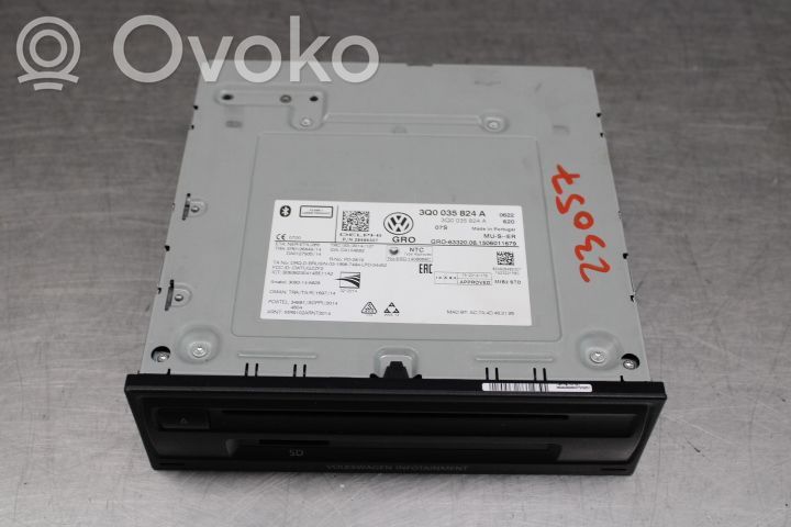 Panel / Radioodtwarzacz CD/DVD/GPS   3Q0035824A