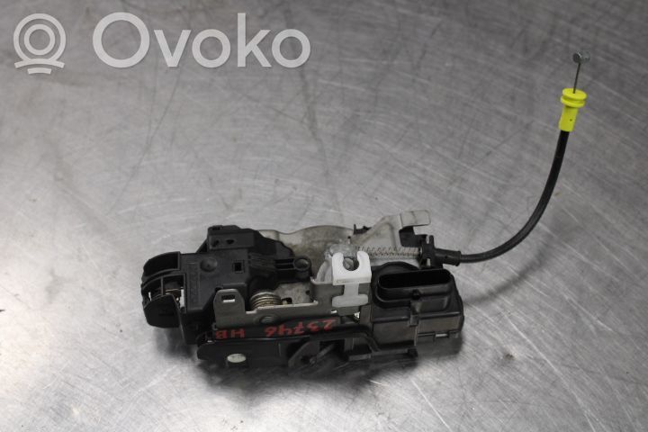 Volvo S90, V90 Takaoven lukko 