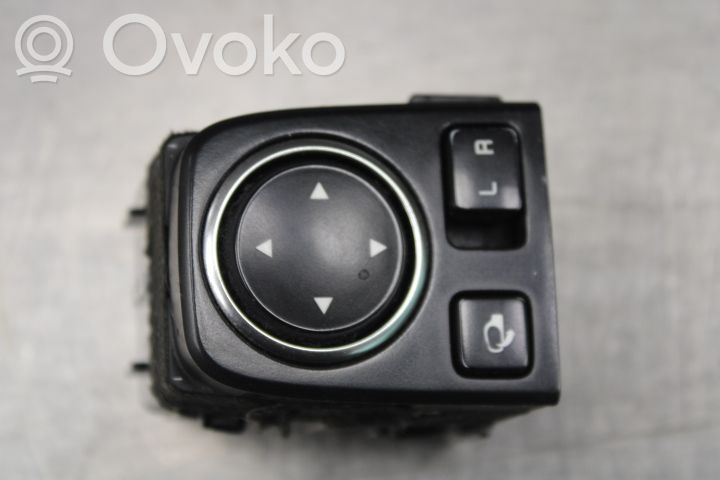 Sivupeilin kytkin   93530J7000