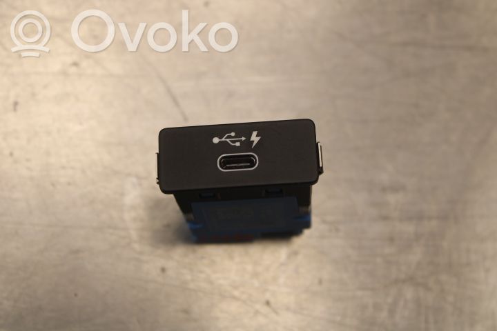BMW 3 G20 G21 Priză USB 