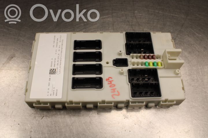 Ramka / Moduł bezpieczników   61356825538