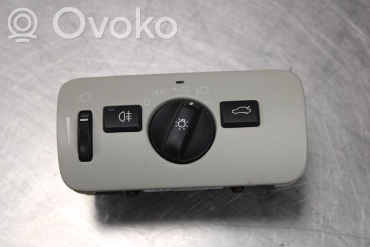Volvo V40 Light switch 