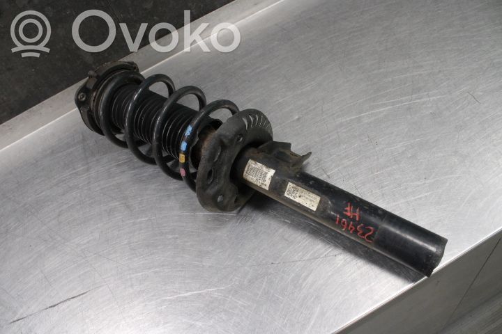 Volkswagen Golf VI Etuiskunvaimennin kierrejousella 