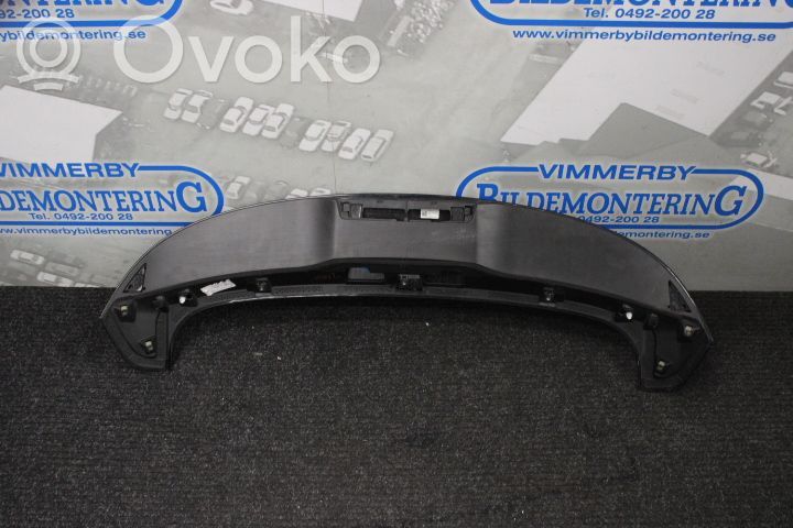 Tailgate/trunk spoiler   2673618