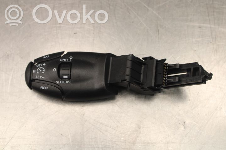 Peugeot 308 Interruptores/botones de la columna de dirección 