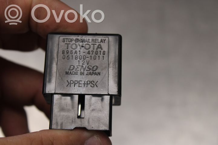 Otros relés   0618001011,895A147010