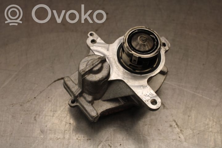 Volkswagen PASSAT B8 Válvula EGR 