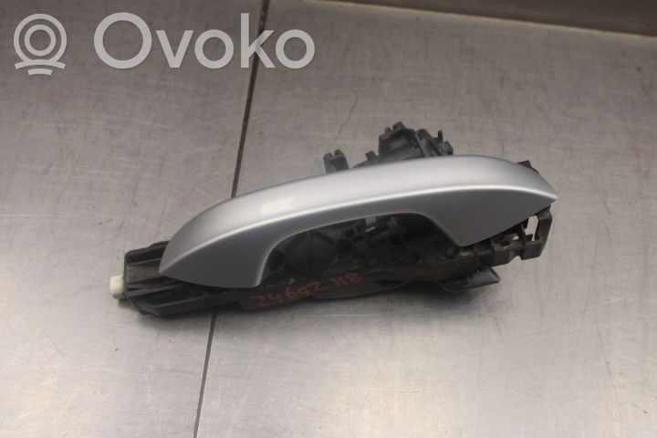 Volkswagen Golf VIII Klamka zewnętrzna drzwi przednich 