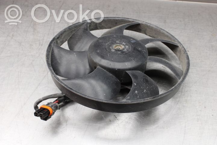 Volvo XC60 Elektrisks radiatoru ventilators 
