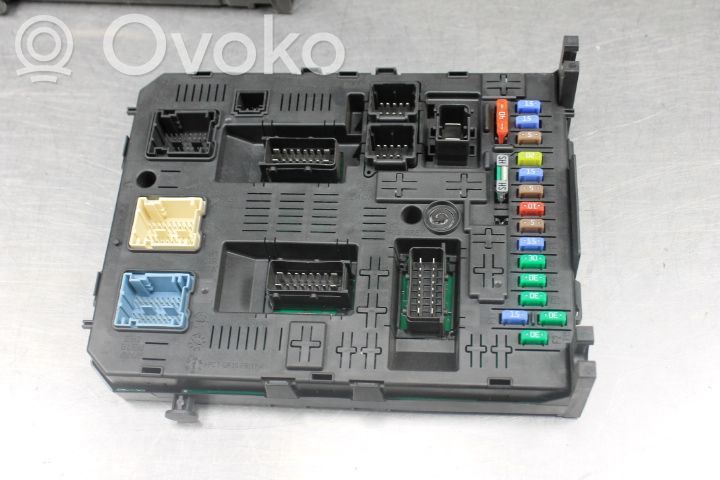 Sulakemoduuli   967847728001
