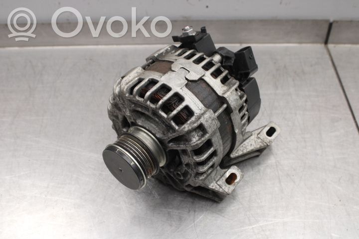 Volvo V60 Ģenerators 