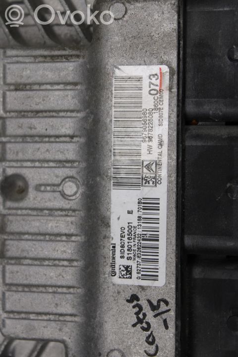 Unidad de control/módulo de la inyección   9679056980