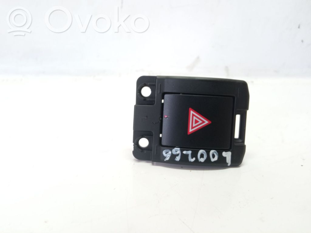 Hazard light switch   93790G5000,93790G5000