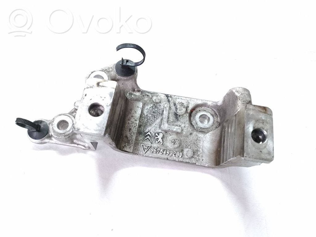 A/C compressor mount bracket   9675493280