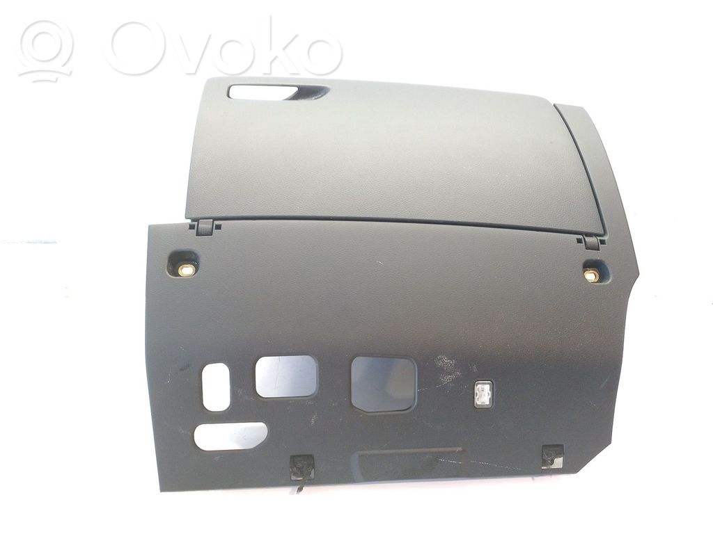 Guantera   8V1857104