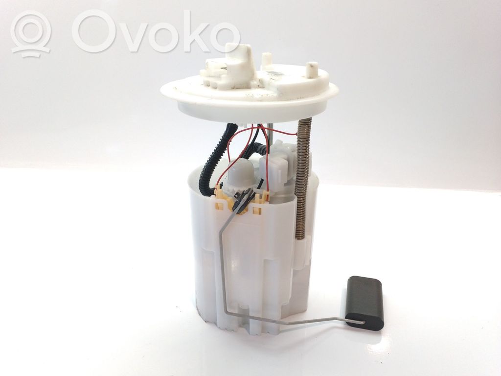 Opel Corsa E Bomba interna de combustible 