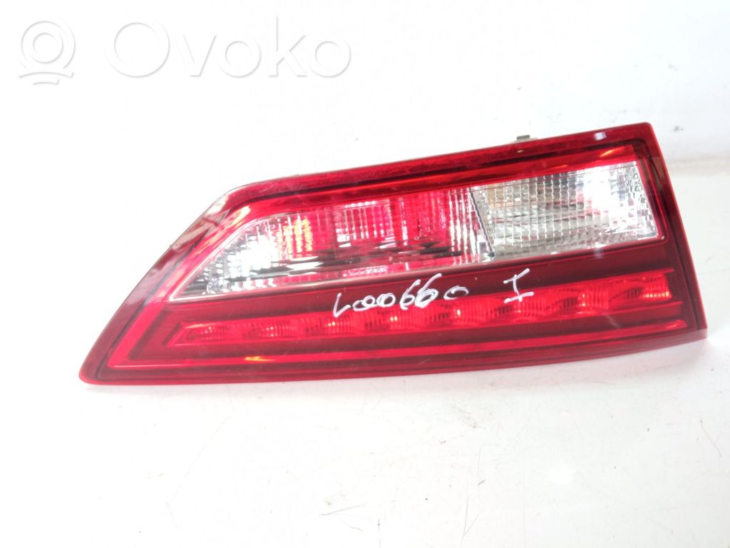 Seat Leon (5F) Galinis žibintas kėbule 