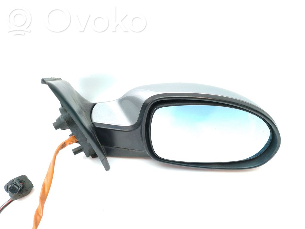 Citroen C5 Front door electric wing mirror 