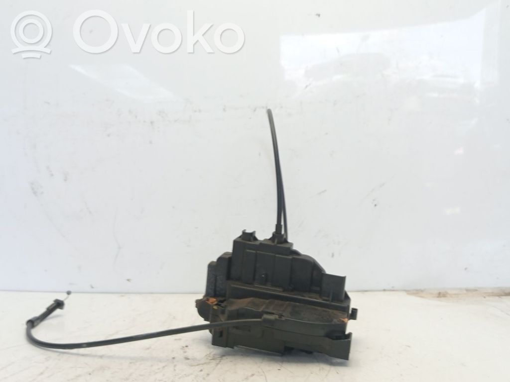 Ford C-MAX I Priekšpusē slēdzene 