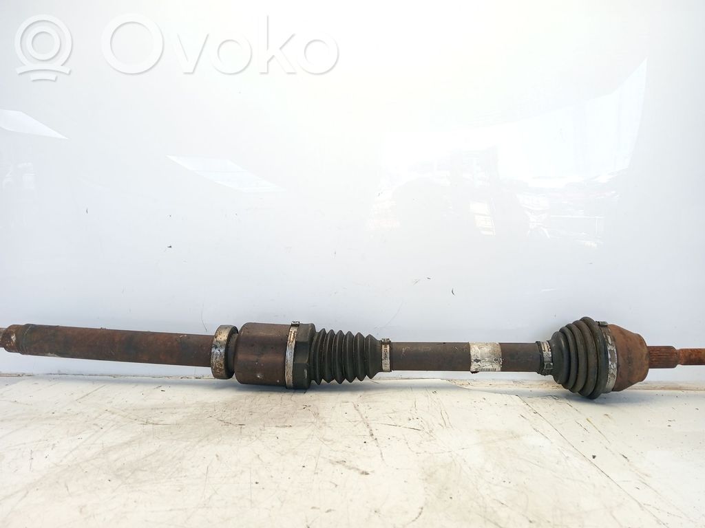 Ford Focus Priekinis pusašis 