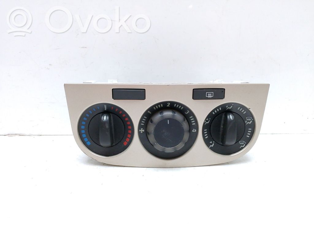 Opel Corsa D Climate control unit 