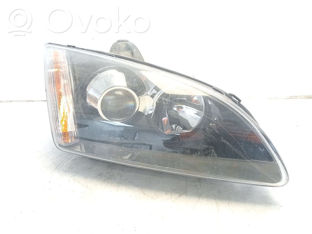 Ford Focus Scheinwerfer 