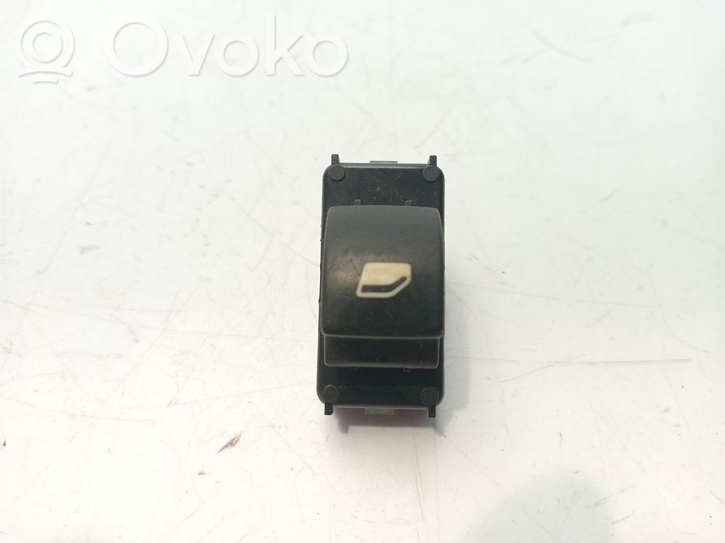 Electric window control switch   6554HF