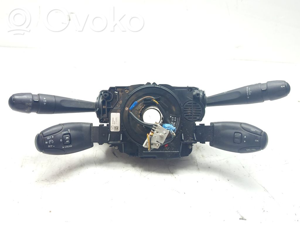 Interruptor de control multifunción   SU001A5072,98093068ZD