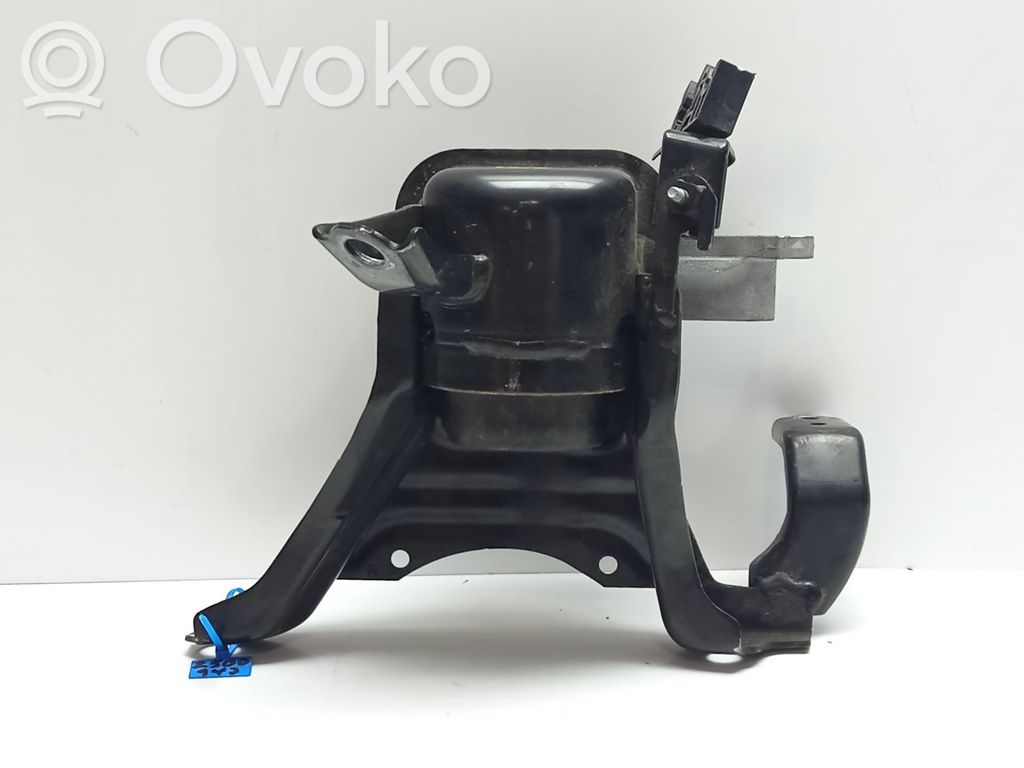 Toyota Corolla E160 E170 Engine mount bracket 