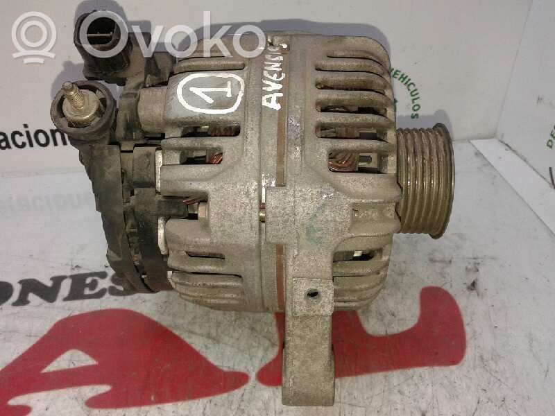 Toyota Avensis T220 Alternador 