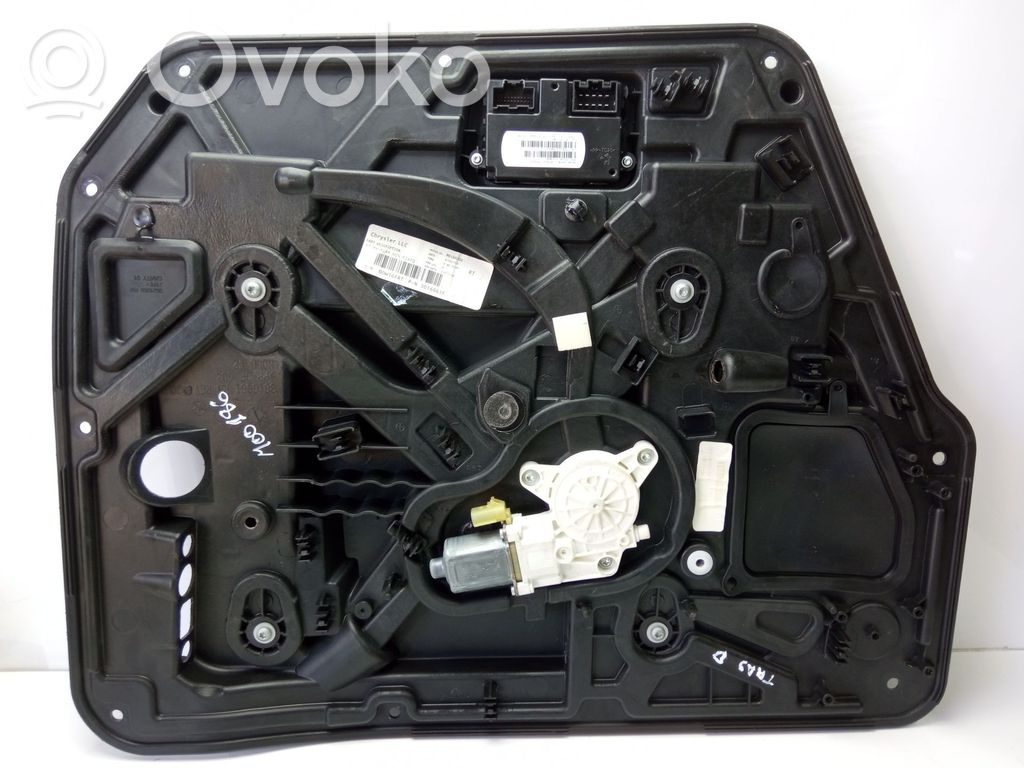Elektryczny podnośnik szyby drzwi tylnych   68030718AA,3018076D,3016661P