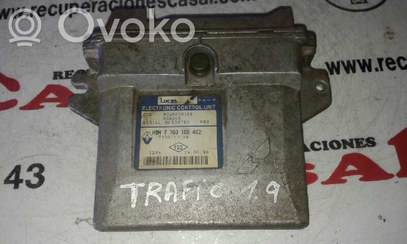 Renault Trafic II (X83) Engine control unit/module 