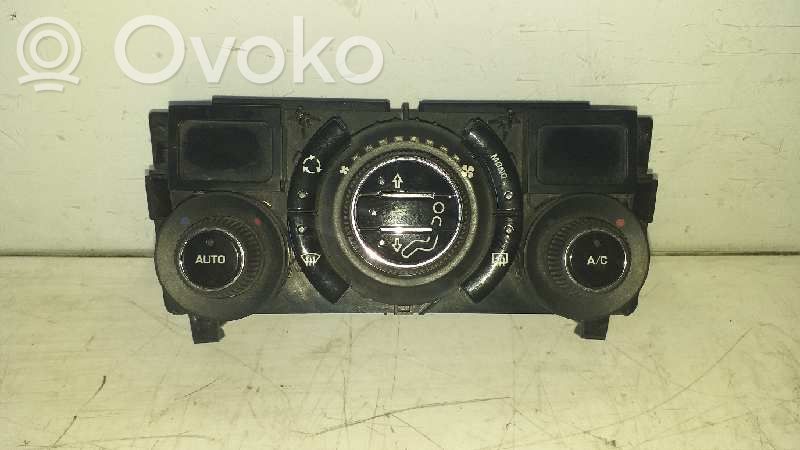 Climate control unit   96711892XU