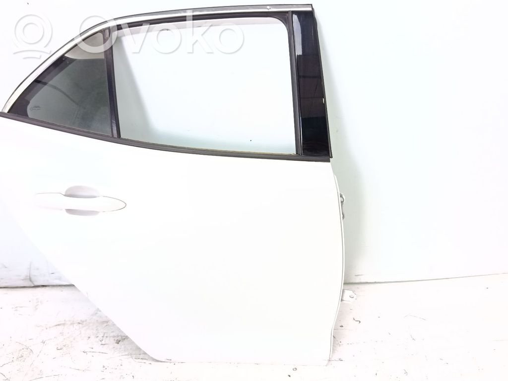 Toyota Corolla E160 E170 Galinės durys 