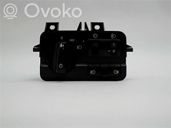 Multifunctional control switch/knob   6919828