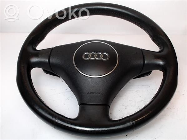 Audi A3 S3 8P Ohjauspyörä 