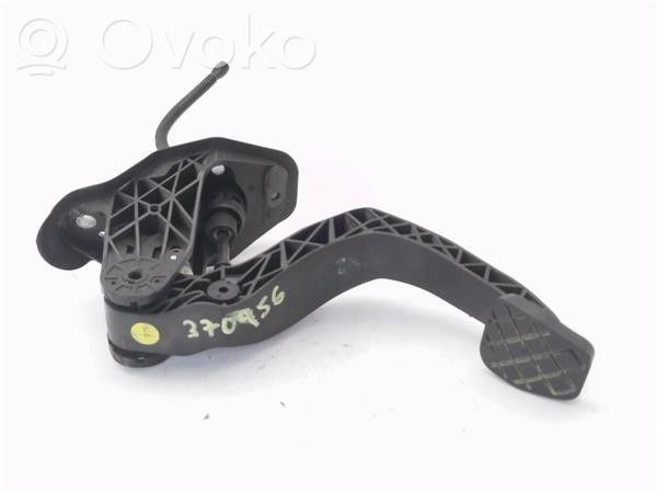 Volkswagen Polo V 6R Pedal de embrague 