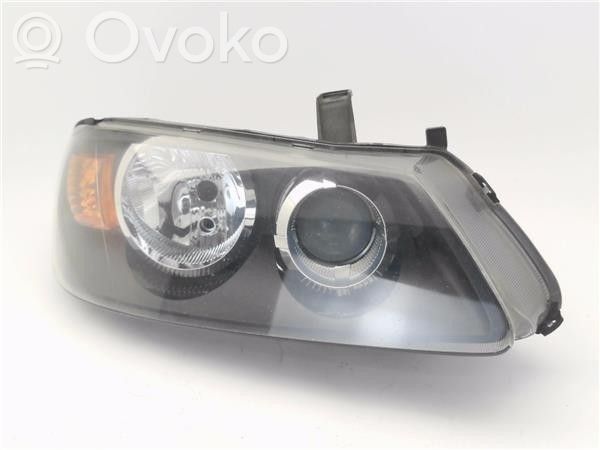Nissan Almera N16 Lampa przednia 