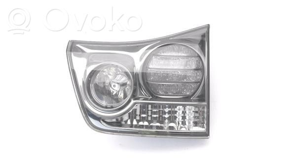 Lexus RX 450H Luci posteriori del portellone del bagagliaio 